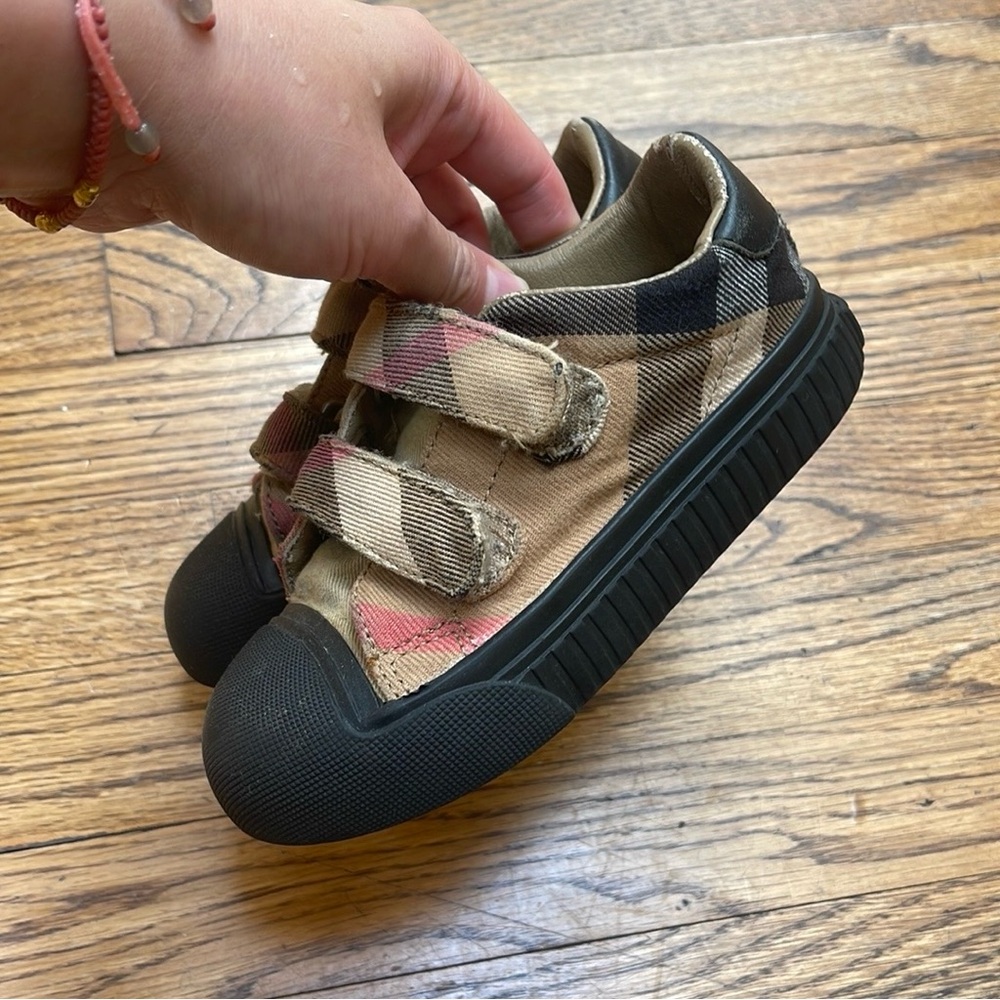 Burberry Tan and Black Sneakers with Velcro Straps - Picture 3 of 5